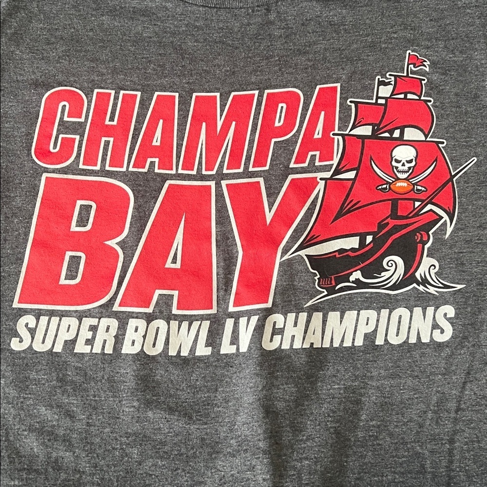 Tampa Bay Buccaneers “Champa Bay” Graphic TShirt Size XXL *flaw